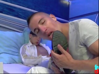 amateur Rubax Video - French Twinks Meet Up, And Having Bare Sex deepthroat